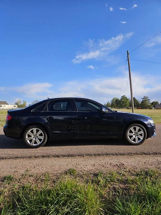 2011 Audi B8 A4 - Image 2 of 17