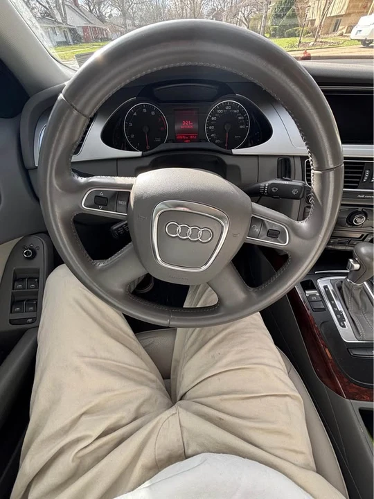 2011 Audi B8 A4 - Image 8 of 16