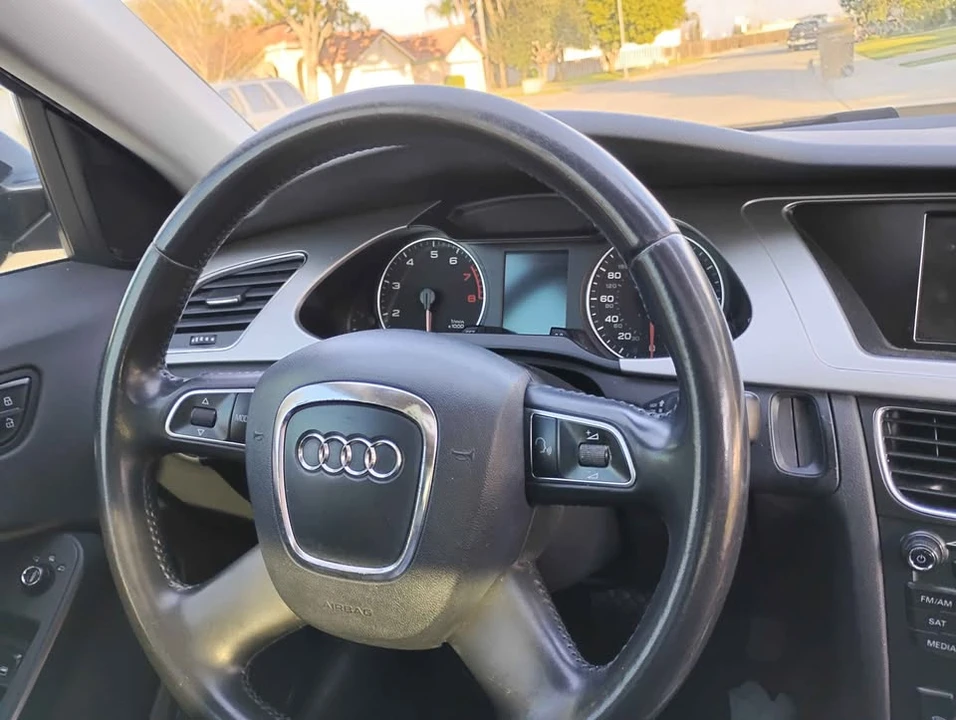 2011 Audi B8 A4 - Image 7 of 9