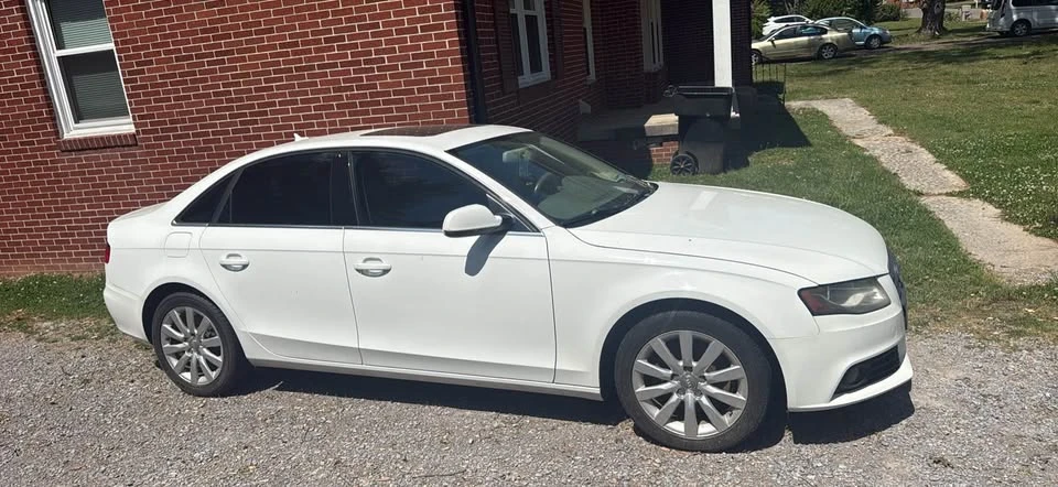 2011 Audi B8 A4 - Image 2 of 4