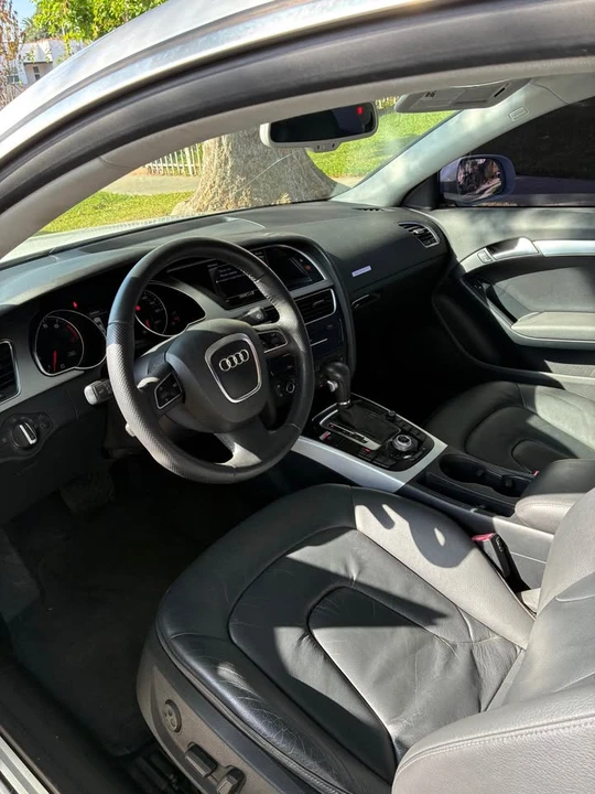 2011 Audi B8 A5 - Image 10 of 14