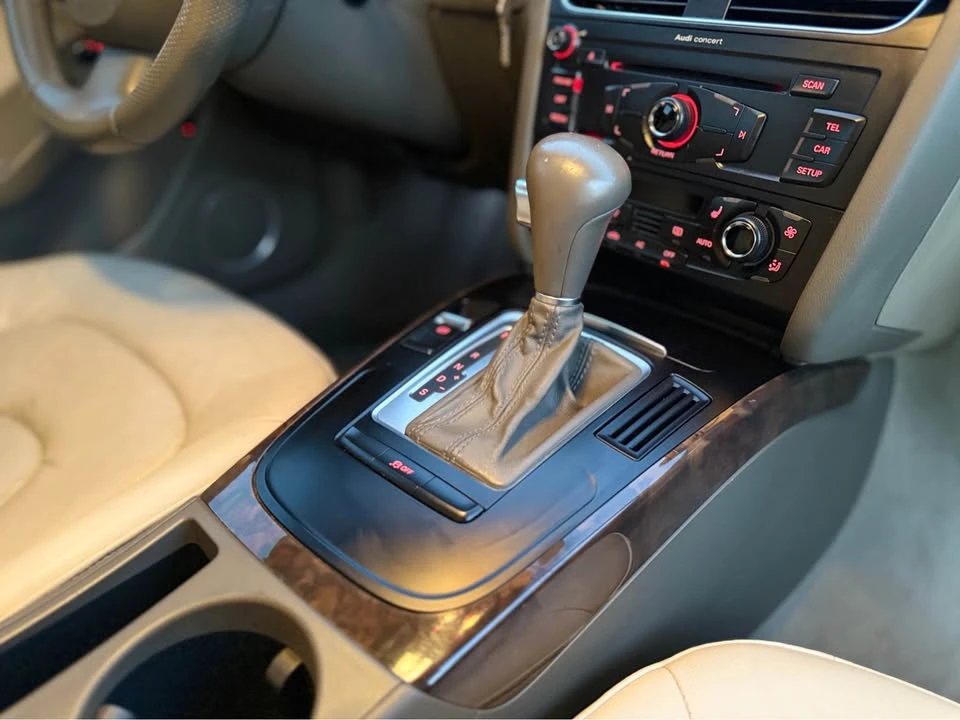 2011 Audi B8 A5 - Image 10 of 15