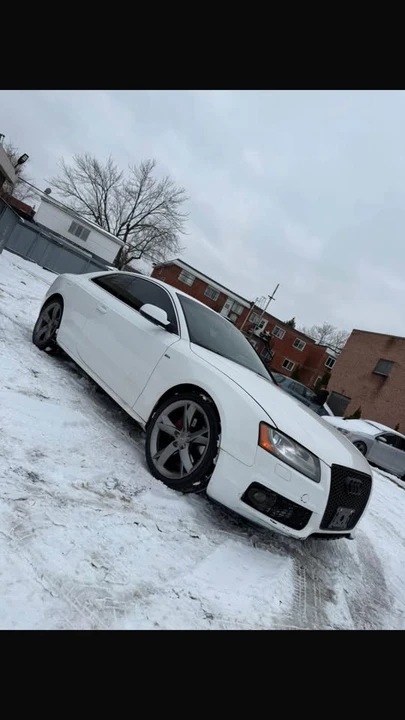 2011 Audi B8 A5 - Image 2 of 16