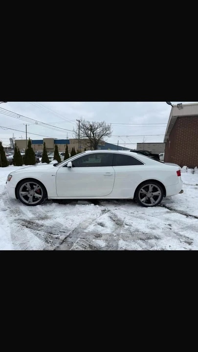 2011 Audi B8 A5 - Image 8 of 16