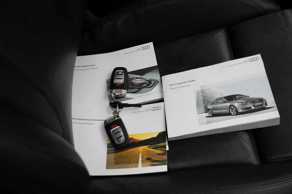 2011 Audi B8 A5 - Image 9 of 9