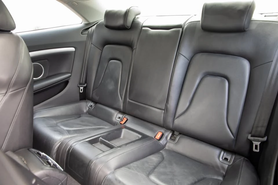 2011 Audi B8 A5 - Image 8 of 9