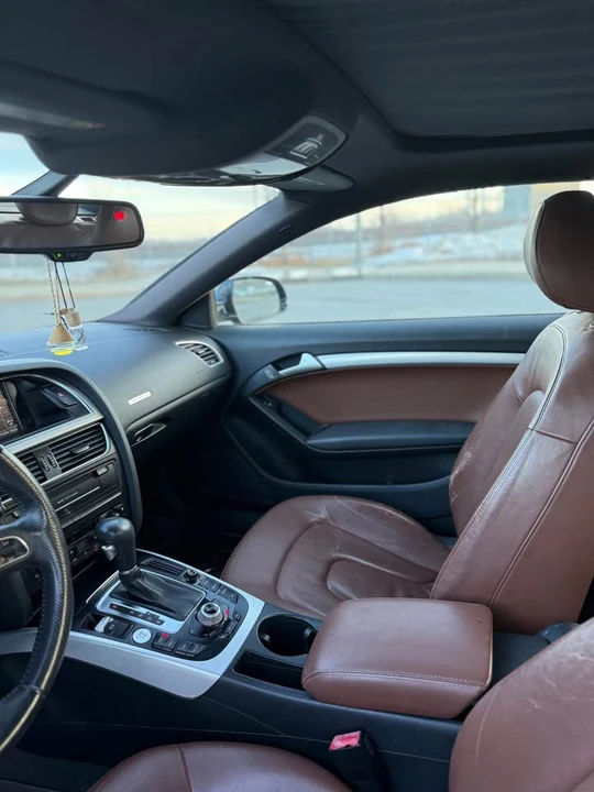 2011 Audi B8 A5 - Image 13 of 16