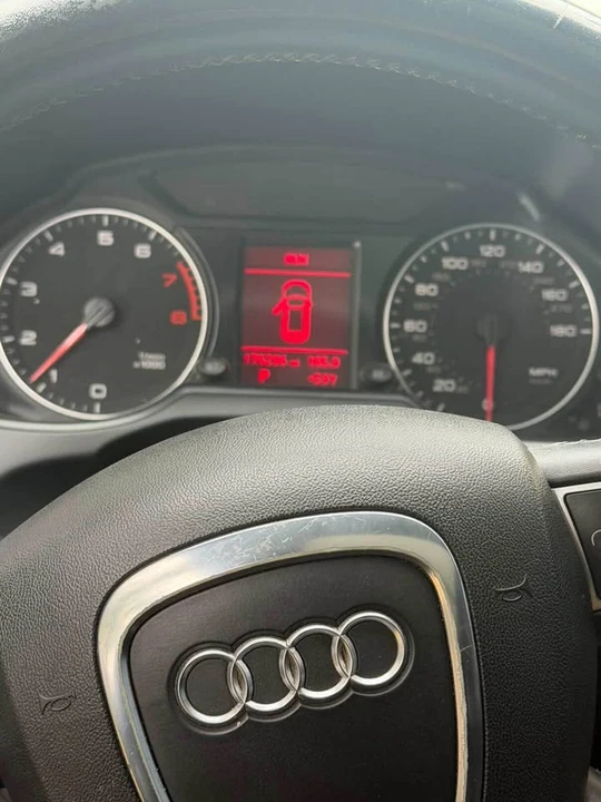 2011 Audi B8 A5 - Image 5 of 5