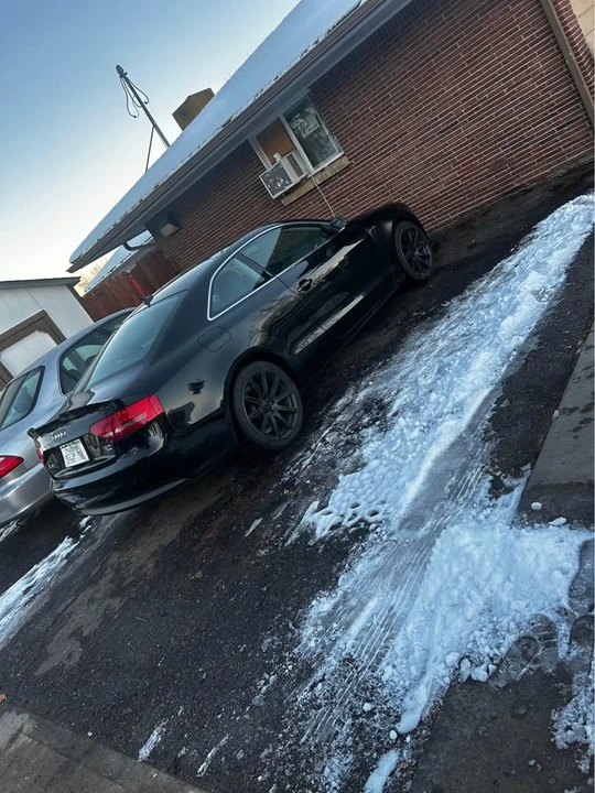 2011 Audi B8 A5 - Image 2 of 3