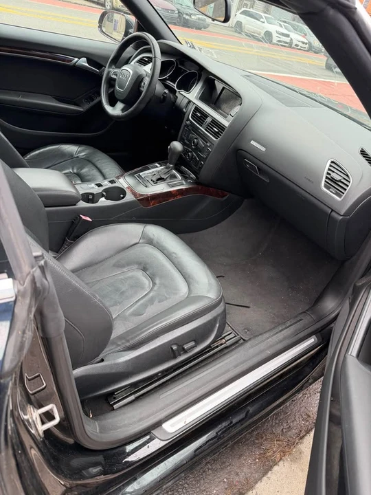 2011 Audi B8 A5 - Image 2 of 4