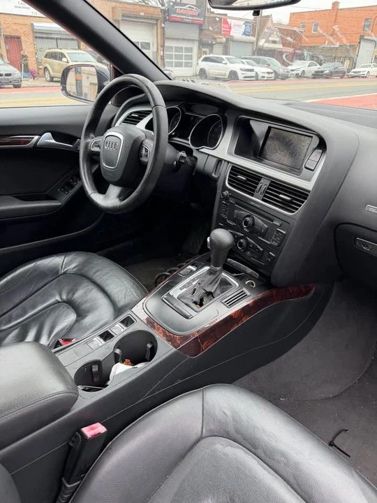 2011 Audi B8 A5 - Image 3 of 4