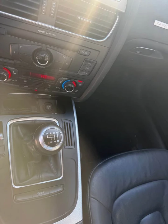 2011 Audi B8 A5 - Image 7 of 10