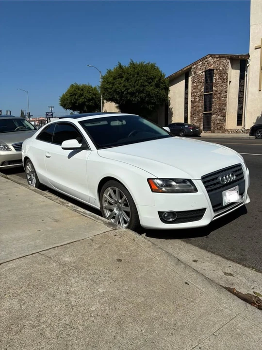 2011 Audi B8 A5 - Image 2 of 16