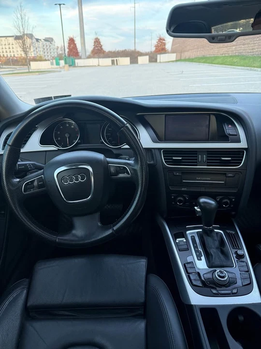 2011 Audi B8 A5 - Image 10 of 14