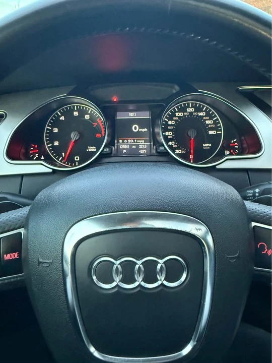 2011 Audi B8 A5 - Image 8 of 14