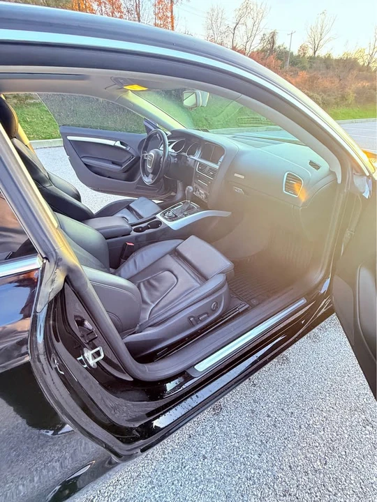 2011 Audi B8 A5 - Image 11 of 14