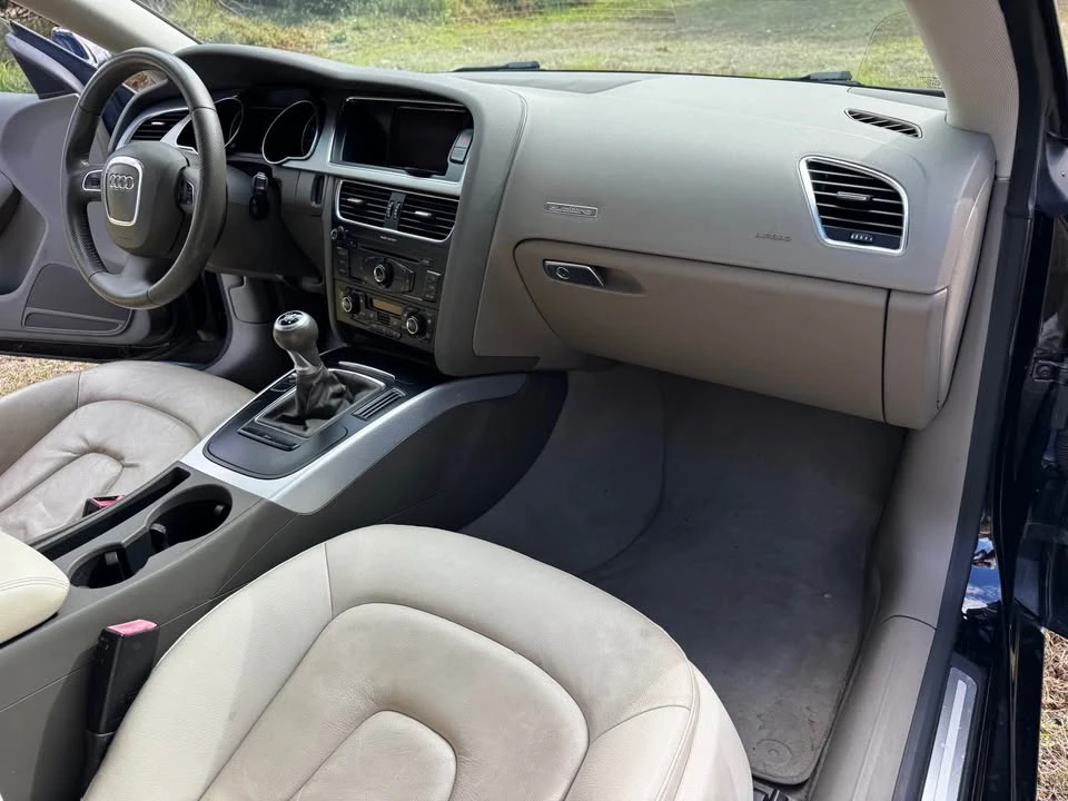 2011 Audi B8 A5 - Image 8 of 10
