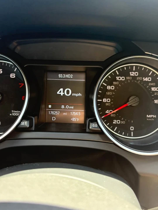 2011 Audi B8 A5 - Image 7 of 8