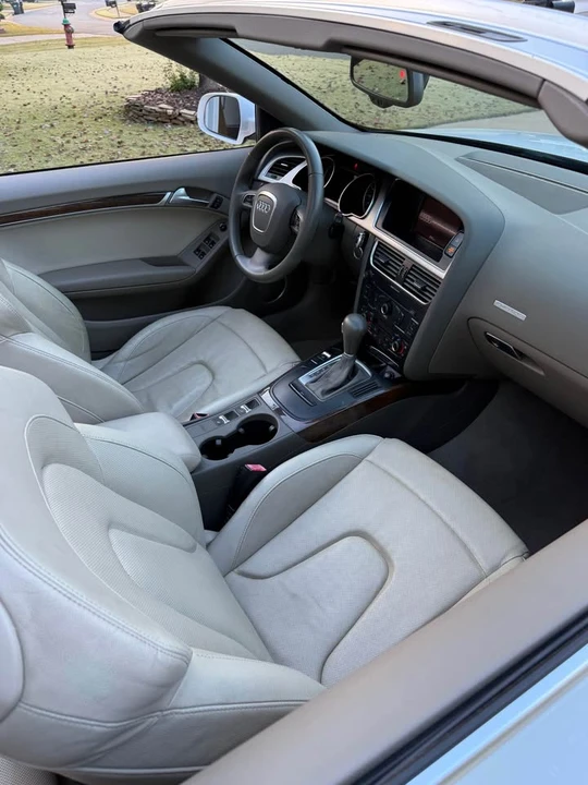 2011 Audi B8 A5 - Image 8 of 12