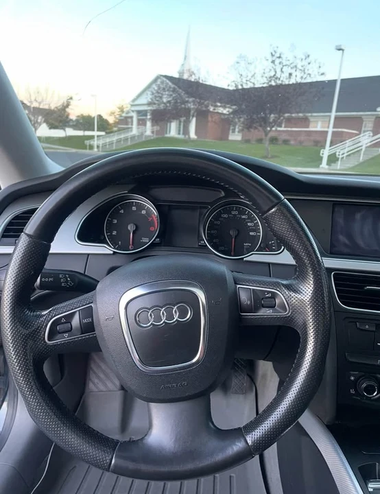 2011 Audi B8 A5 - Image 7 of 12