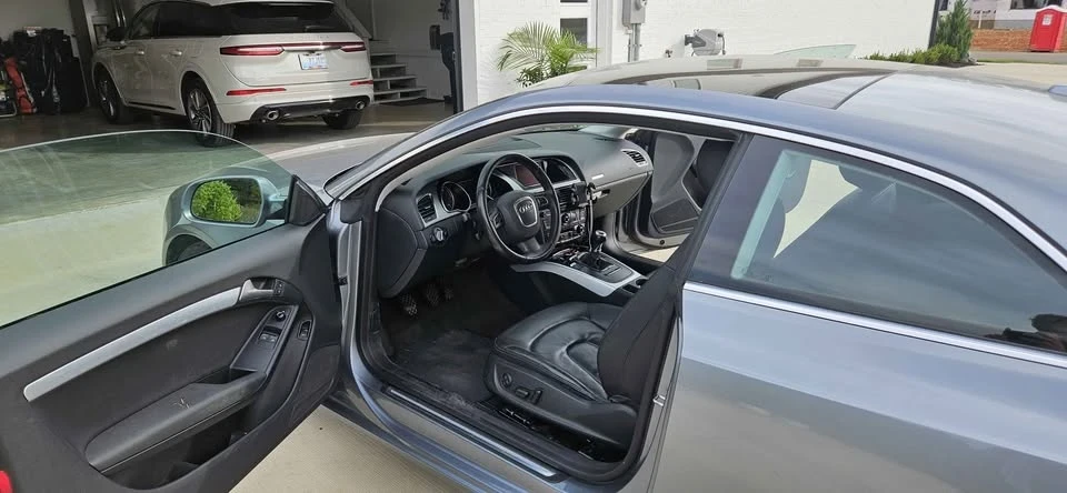 2011 Audi B8 A5 - Image 9 of 11