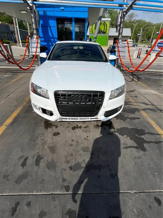 2011 Audi B8 A5 - Image 2 of 4