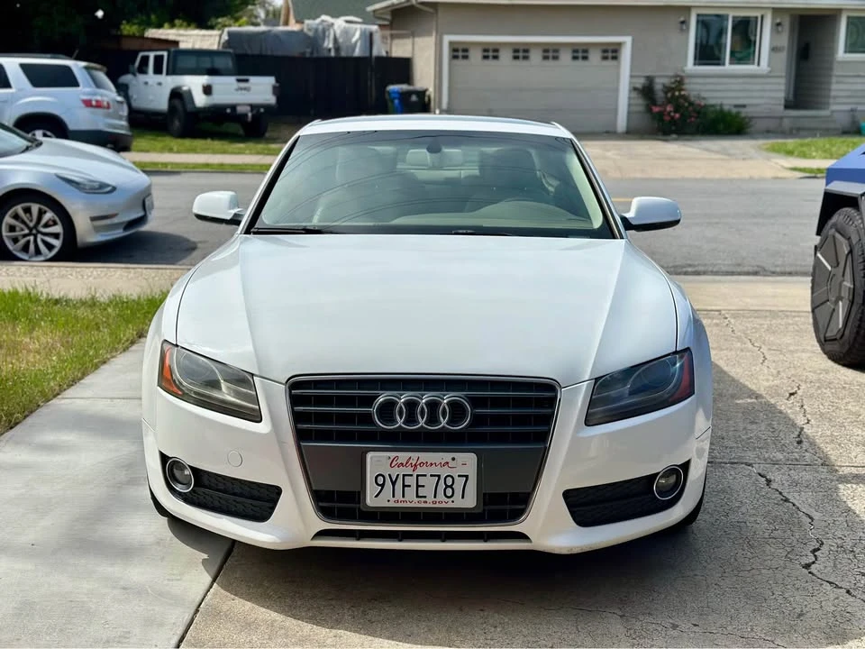 2011 Audi B8 A5 - Image 2 of 16