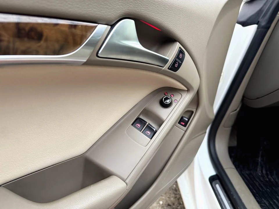 2011 Audi B8 A5 - Image 10 of 16