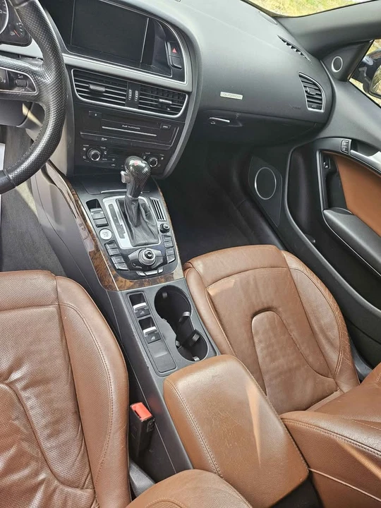 2011 Audi B8 A5 - Image 8 of 9