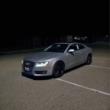 2011 Audi A5 Quattro 6-Speed Manual