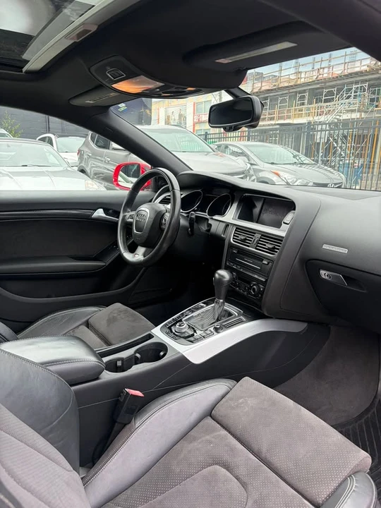 2011 Audi B8 A5 - Image 9 of 15