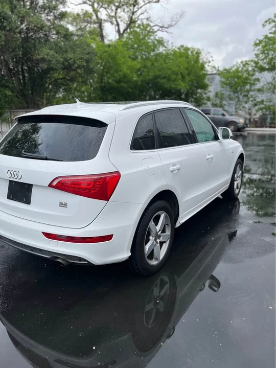 2011 Audi B8 A5 - Image 2 of 10