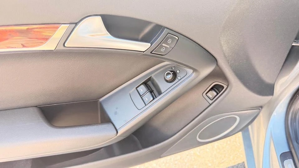 2011 Audi B8 A5 - Image 19 of 20