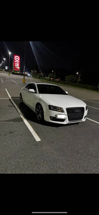 2011 Audi B8 A5 - Image 2 of 4