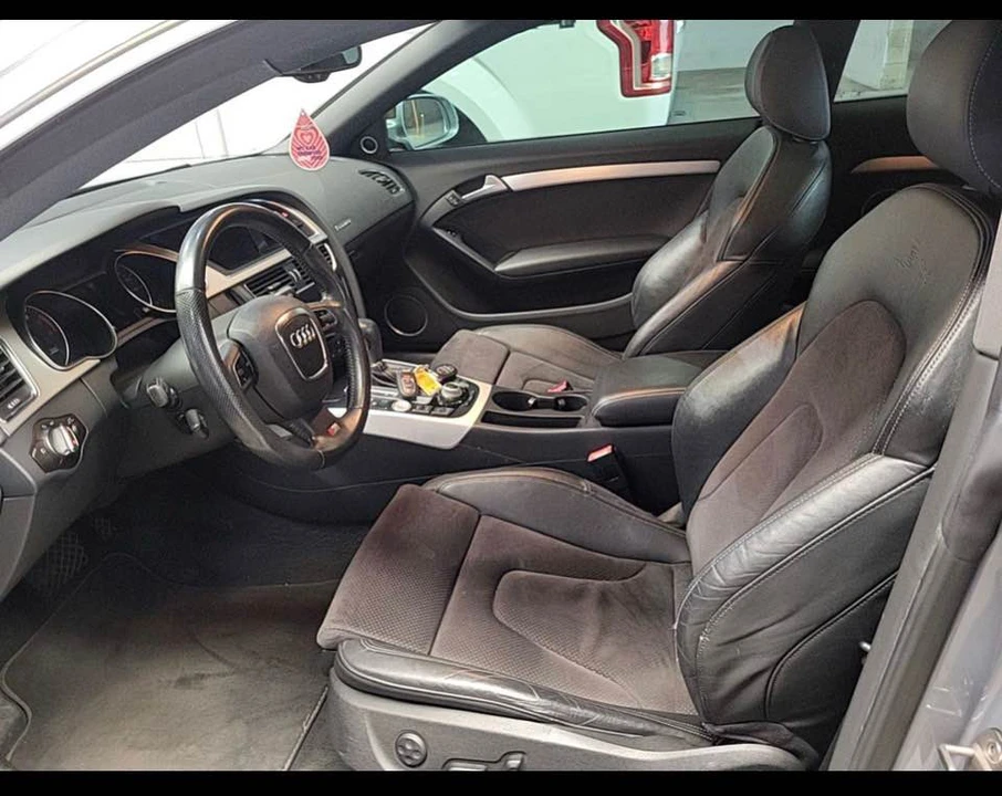 2011 Audi B8 A5 - Image 2 of 6
