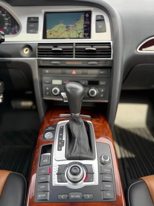 2011 Audi C6 A6 - Image 16 of 17