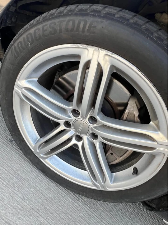 2011 Audi D4 A8 - Image 10 of 18