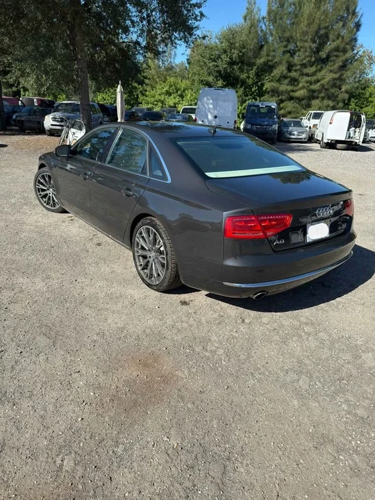 2011 Audi D4 A8 - Image 3 of 7