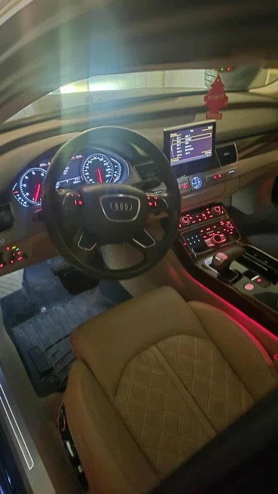 2011 Audi D4 A8 - Image 2 of 3