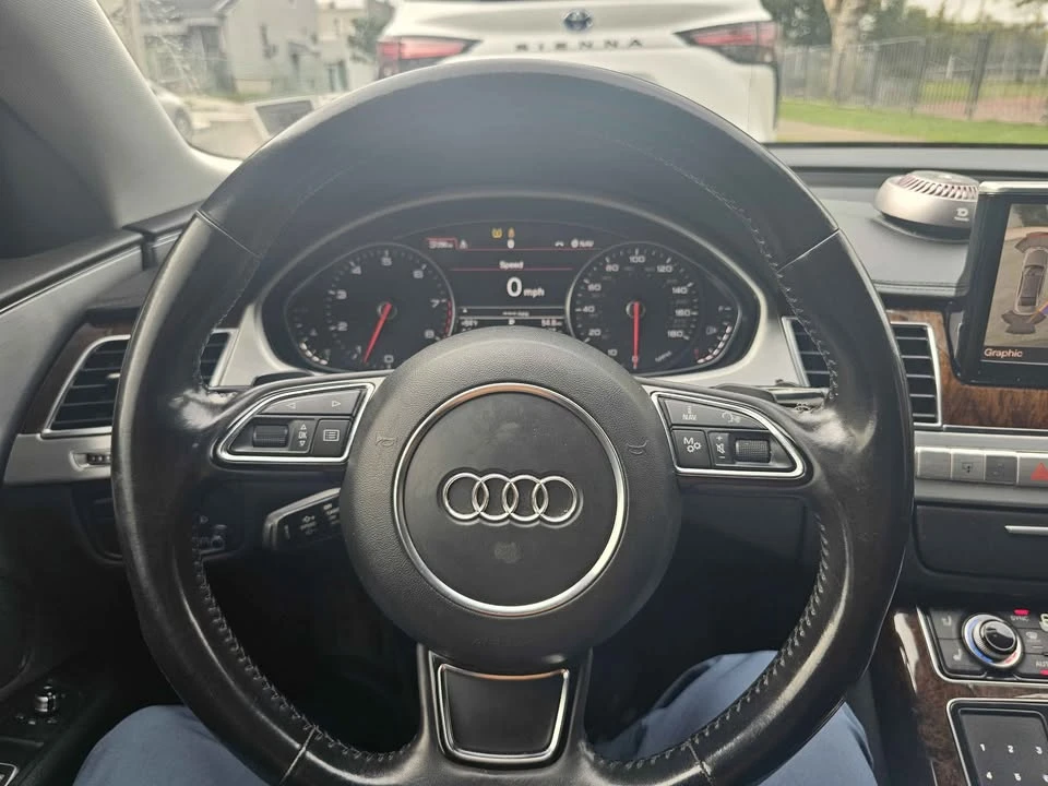 2011 Audi D4 A8 - Image 3 of 12