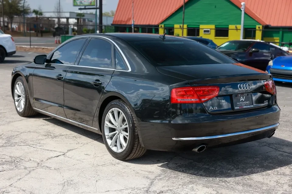 2011 Audi D4 A8 - Image 2 of 13