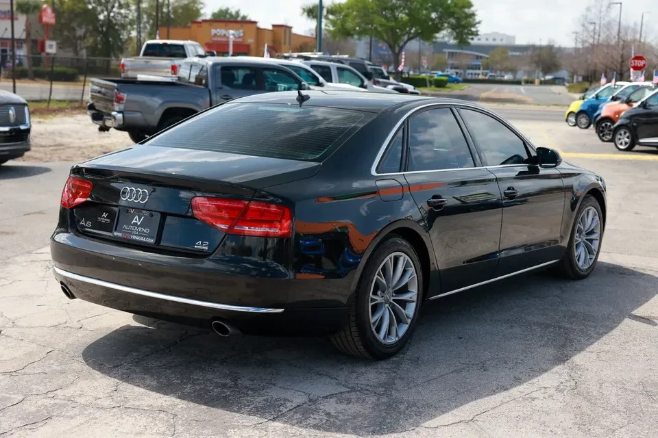 2011 Audi D4 A8 - Image 3 of 13