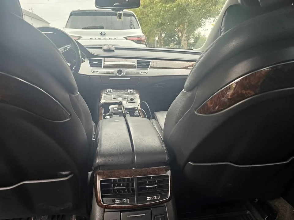 2011 Audi D4 A8 - Image 5 of 15