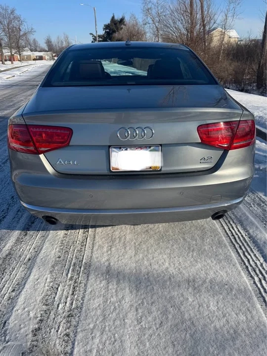 2011 Audi D4 A8 - Image 5 of 5