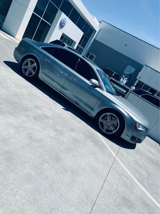 2011 Audi D4 A8 - Image 6 of 9
