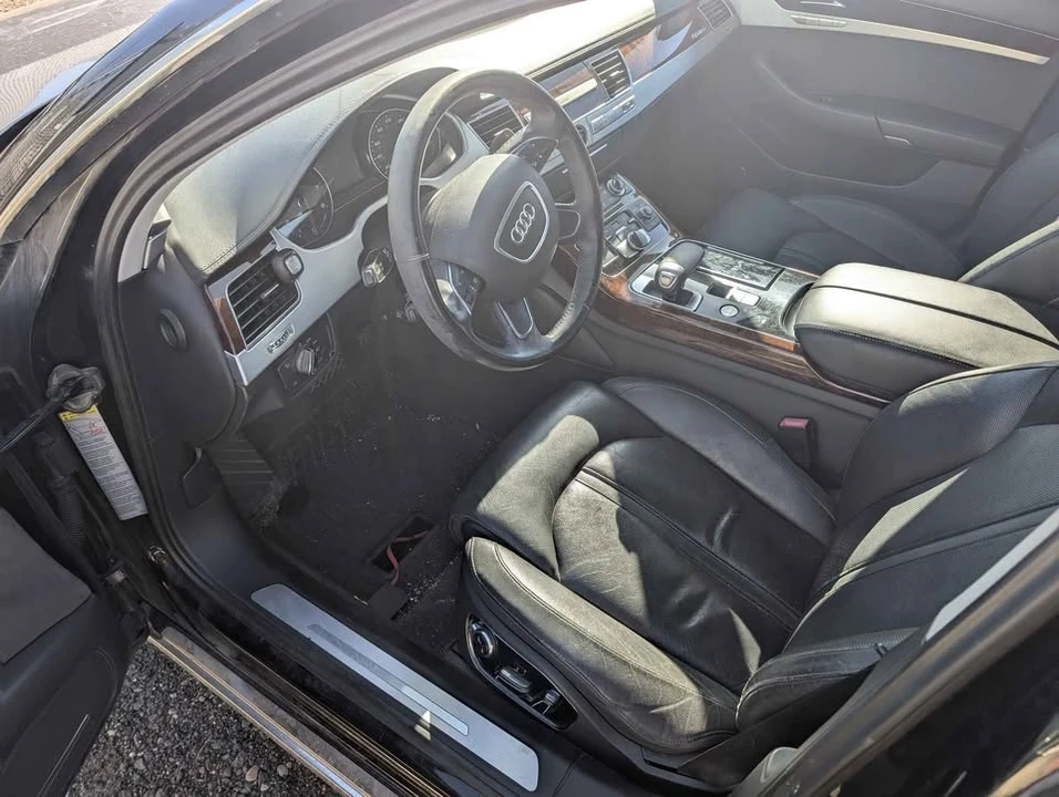 2011 Audi D4 A8 - Image 9 of 17