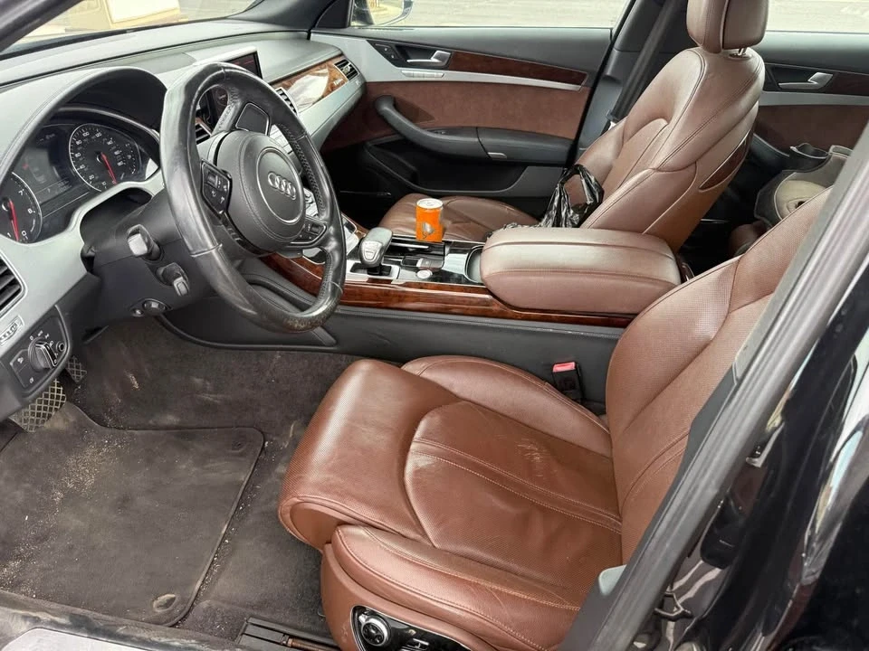 2011 Audi D4 A8 - Image 6 of 7