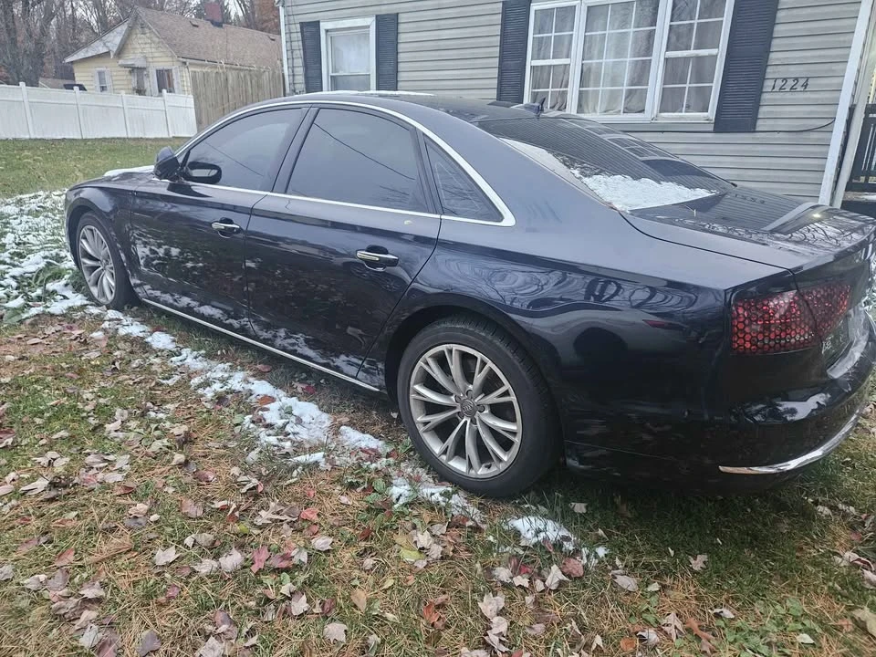 2011 Audi D4 A8 - Image 4 of 6