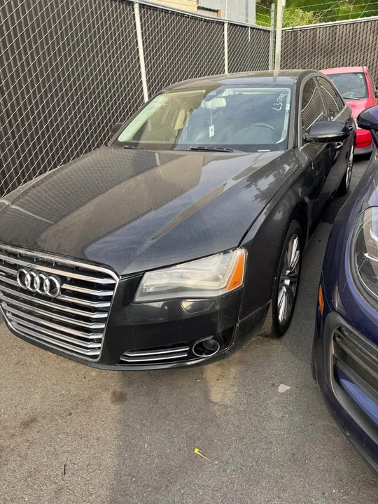2011 Audi D4 A8 - Image 2 of 6