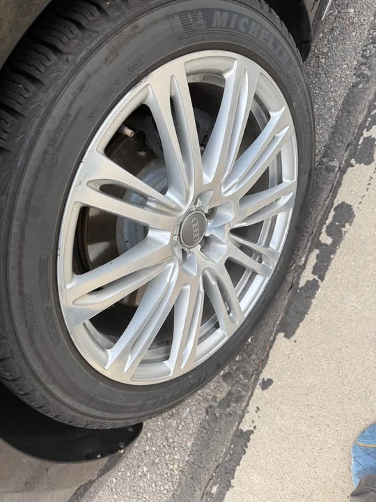 2011 Audi D4 A8 - Image 11 of 20